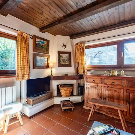 Διαμέρισμα Lovely In - Happy