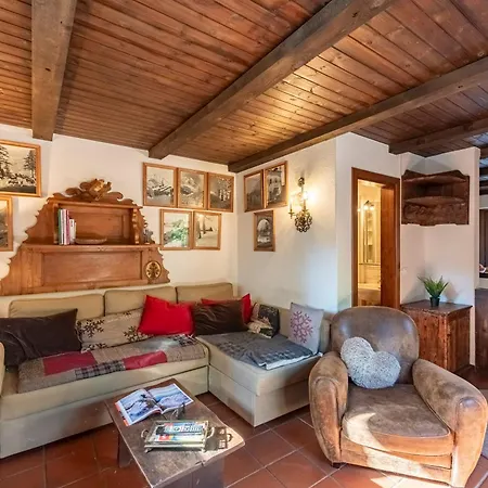 Lovely In - Happy Courmayeur