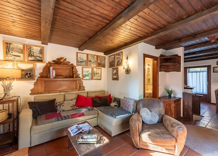 Lovely In - Happy Courmayeur